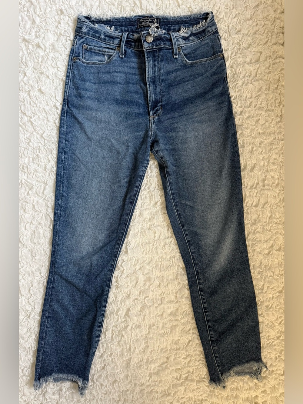 Abercrombie & Fitch Simone High-Rise Ankle Jeans in Dark Blue